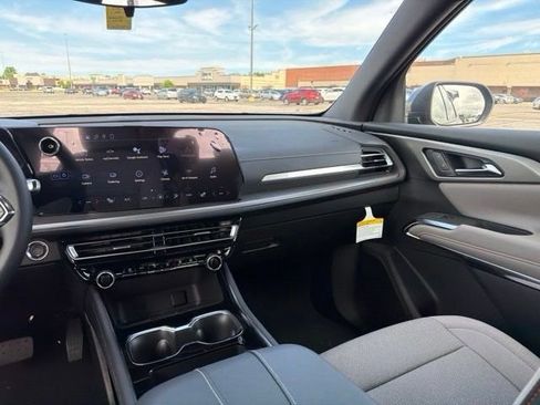 New 2026 Chevrolet Traverse LT AWD/4WD image 21