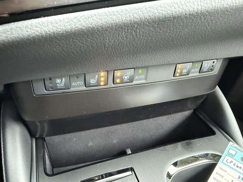 Used 2025 Lexus ES 350 Premium image 20