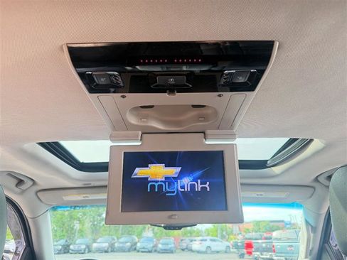Used 2016 Chevrolet Suburban LT AWD/4WD image 26