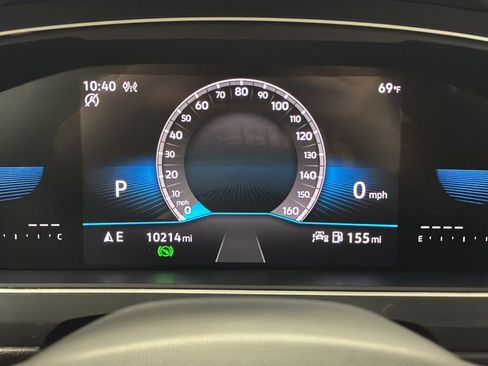 Used 2024 Volkswagen Tiguan SE R-Line AWD/4WD image 16