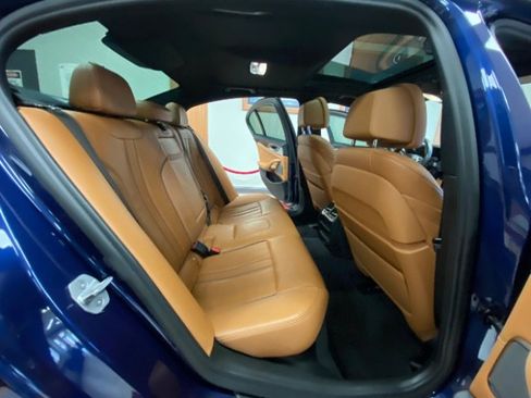Used 2018 BMW 530i w/ Premium Package RWD image 16