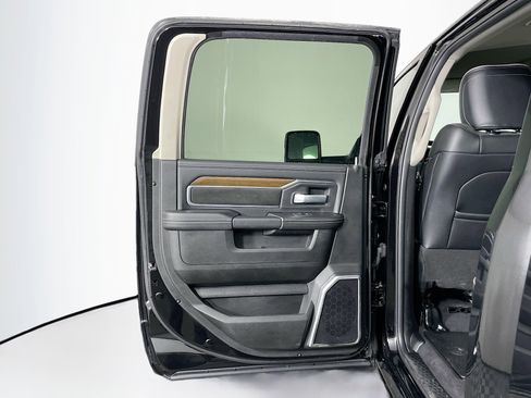 Used 2024 RAM 2500 Laramie w/ Safety Group image 26