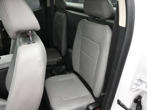 Used 2018 Chevrolet Colorado W/T w/ WT Convenience Package RWD image 12
