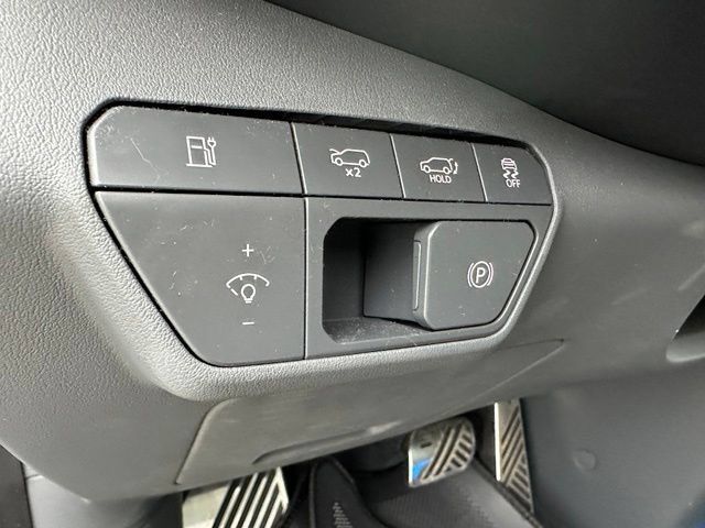 Used 2024 Kia EV9 GT-Line AWD/4WD image 55