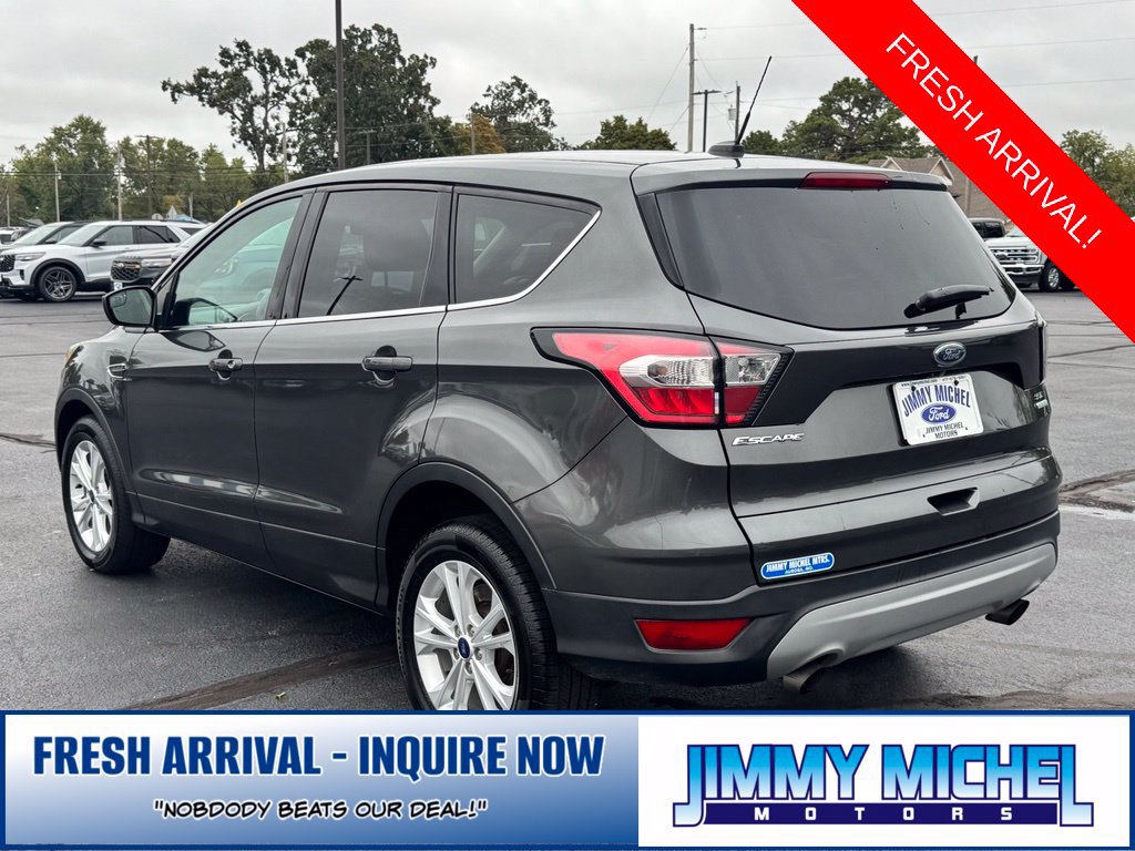 Used 2017 Ford Escape SE w/ SE Cold Weather Package FWD image 27
