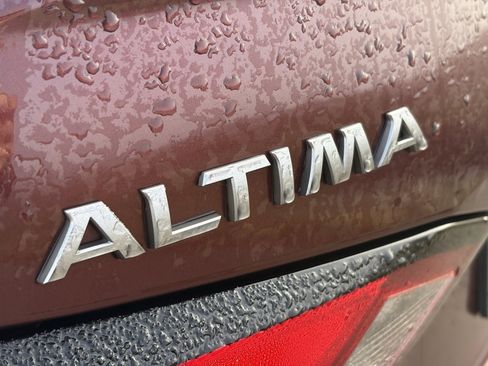 Used 2023 Nissan Altima 2.5 S image 12