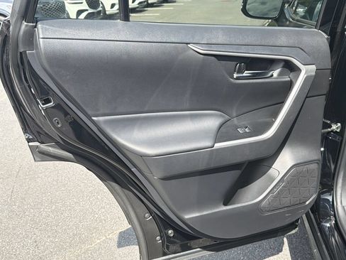 Used 2024 Toyota RAV4 XLE FWD image 23