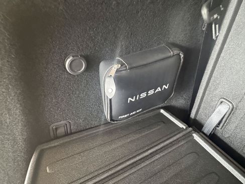 Used 2025 Nissan Pathfinder Platinum w/ Cargo Package AWD/4WD image 20