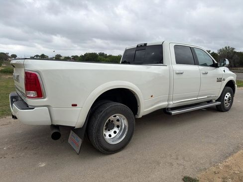 Used 2017 RAM 3500 Laramie Longhorn image 4
