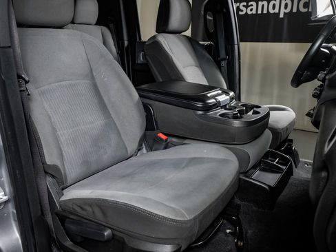 Used 2022 RAM 3500 Lone Star image 30