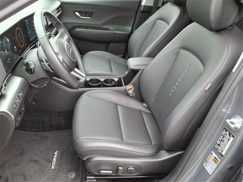 Certified 2025 Hyundai Kona Limited image 15