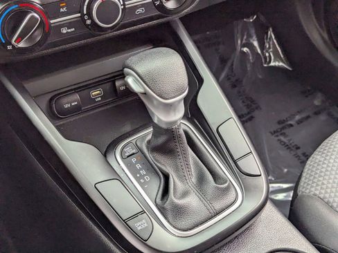 Used 2023 Kia Soul LX w/ LX Technology Package image 28