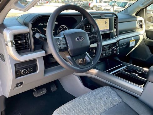 New 2026 Ford F350 XLT w/ 360-Degree Camera Package image 8