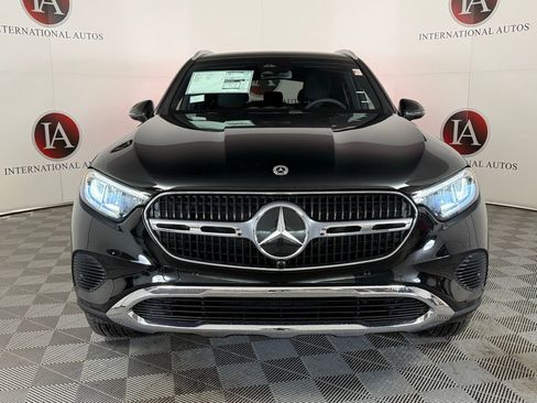 Used 2026 Mercedes-Benz GLC 300 4MATIC image 2