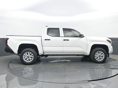 New 2026 Toyota Tacoma SR image 2