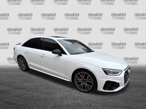 Used 2020 Audi S4 Premium Plus w/ Premium Plus Package image 2