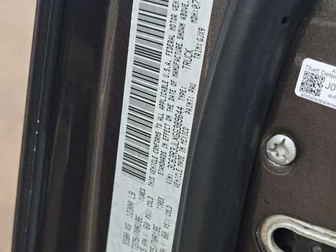 Used 2016 RAM 3500 Laramie AWD/4WD image 28