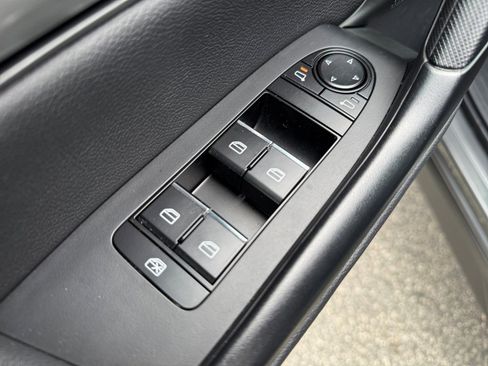 Used 2025 MAZDA CX-50 2.5 Hybrid w/ Preferred Pkg image 30