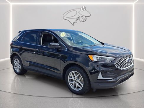 Used 2024 Ford Edge SEL AWD/4WD image 6