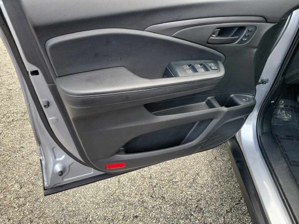 Used 2023 Honda Passport EX-L image 18