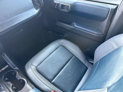 Used 2021 Ford Bronco First Edition AWD/4WD image 15