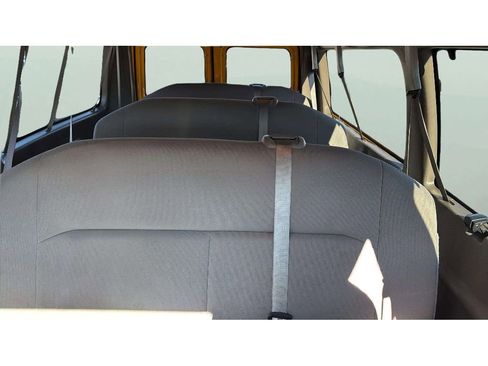 Used 2014 Ford E-250 and Econoline 250 image 13