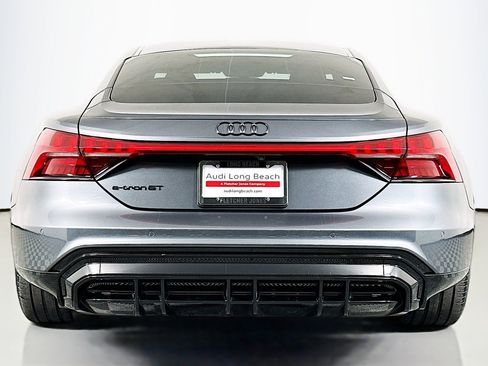 Used 2022 Audi e-tron GT Prestige w/ Prestige Package AWD/4WD image 3