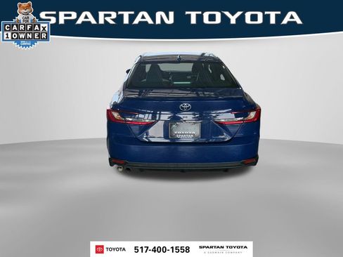 Used 2025 Toyota Camry SE FWD image 7