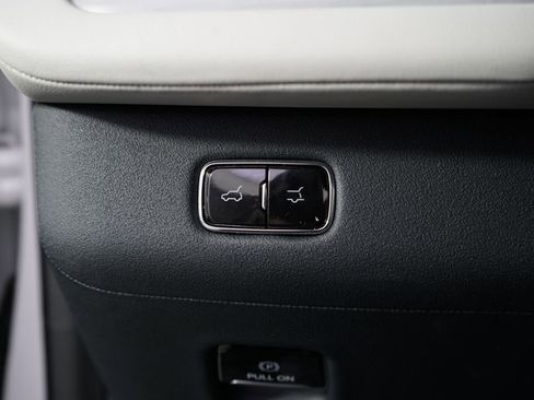 New 2026 Lincoln Navigator Reserve AWD/4WD image 25