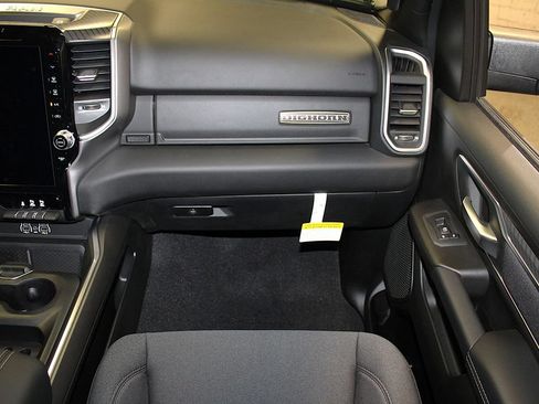 New 2026 RAM 1500 Big Horn AWD/4WD image 33