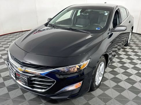 Used 2022 Chevrolet Malibu LS FWD image 3