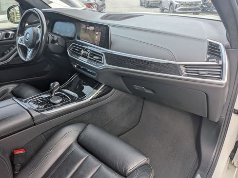 Used 2020 BMW X7 xDrive40i w/ M Sport Package AWD/4WD image 34