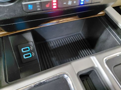 Certified 2018 Ford F150 Lariat w/ Equipment Group 502A Luxury AWD/4WD image 36