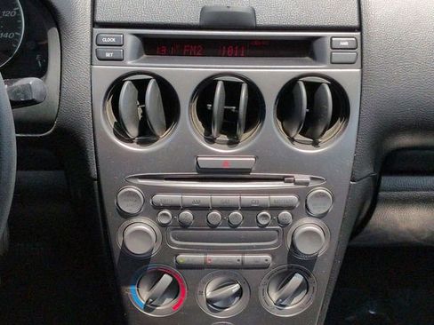Used 2005 MAZDA MAZDA6 i Sport FWD image 17