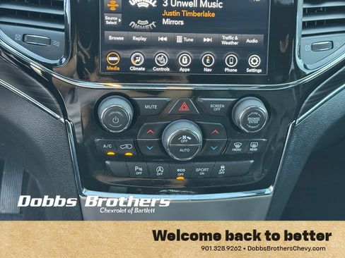 Used 2022 Jeep Grand Cherokee Limited AWD/4WD image 31