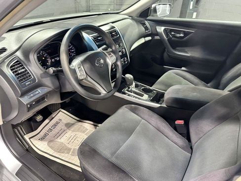 Used 2013 Nissan Altima 2.5 S FWD image 17