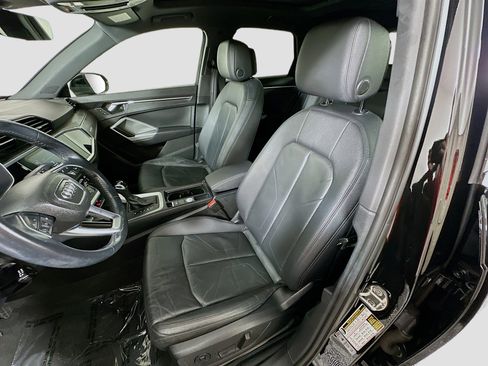 Used 2019 Audi Q3 2.0T Premium Plus image 17