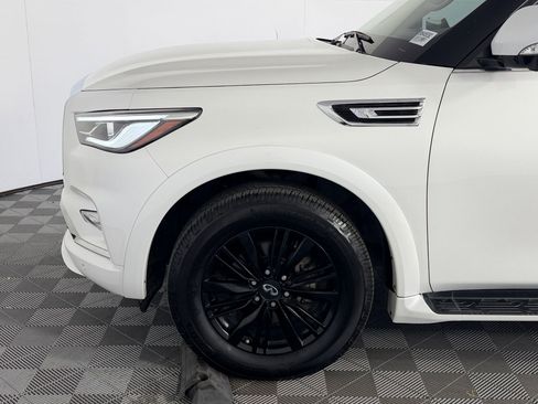 Used 2022 INFINITI QX80 Luxe w/ Cargo Package AWD/4WD image 11