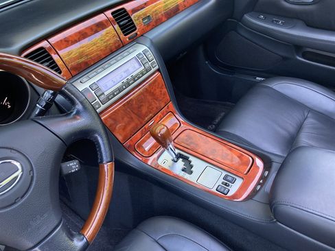 Used 2006 Lexus SC 430 Convertible RWD image 23