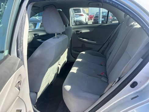 Used 2010 Toyota Corolla LE FWD image 11