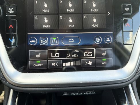 Used 2024 Subaru Outback Premium AWD/4WD image 22