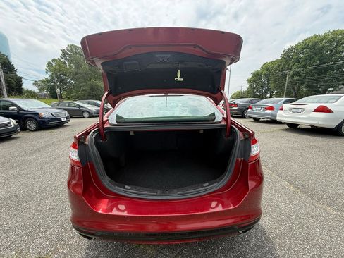Used 2015 Ford Fusion Titanium FWD image 29