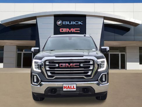 Used 2022 GMC Sierra 1500 SLT image 2
