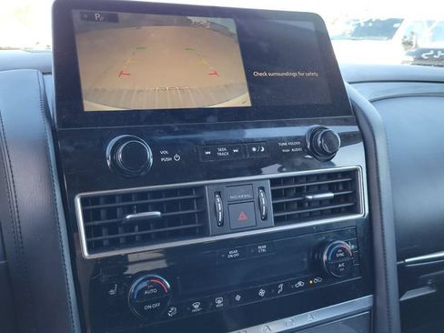 Used 2021 Nissan Armada SV AWD/4WD image 15