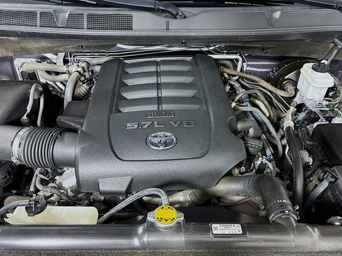 Used 2013 Toyota Sequoia Platinum AWD/4WD image 33