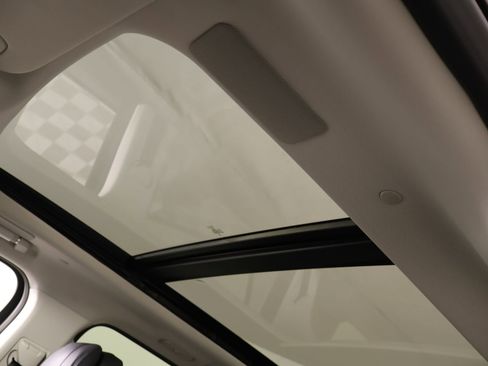 New 2025 Lincoln Navigator L Reserve AWD/4WD image 16
