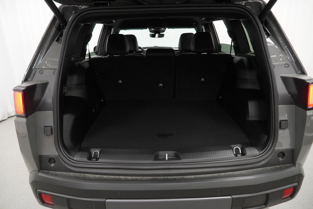 New 2026 Jeep Cherokee Limited AWD/4WD image 32