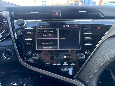 Used 2019 Toyota Camry SE w/ Audio Package image 18