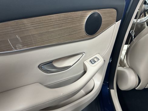 Used 2018 Mercedes-Benz GLC 300 image 32