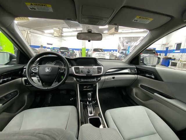 Used 2017 Honda Accord LX image 27